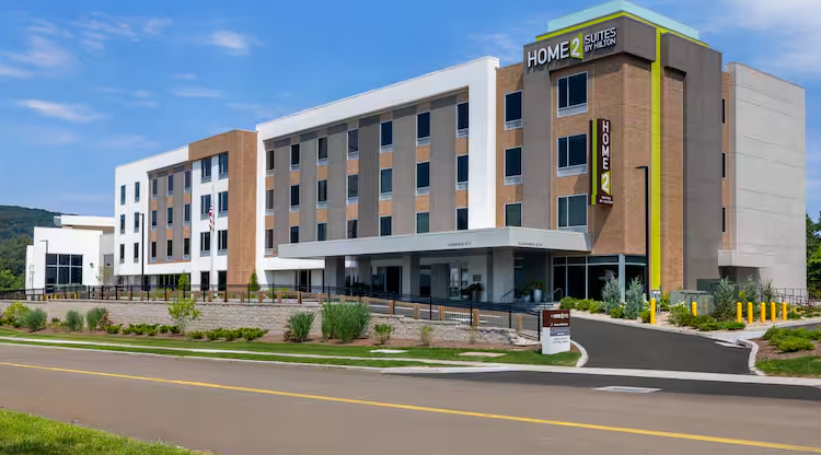 Hotel Thumbnail Image